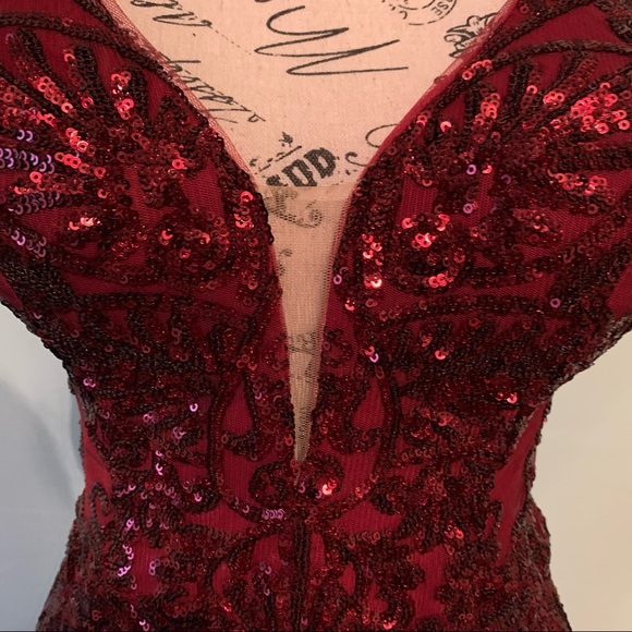Ritzee Prom Dark Red Sparkle Dress Size 2 - Picture 3 of 9